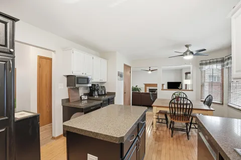 $349,900 | 18328 Country Lane, Lansing, IL 60438