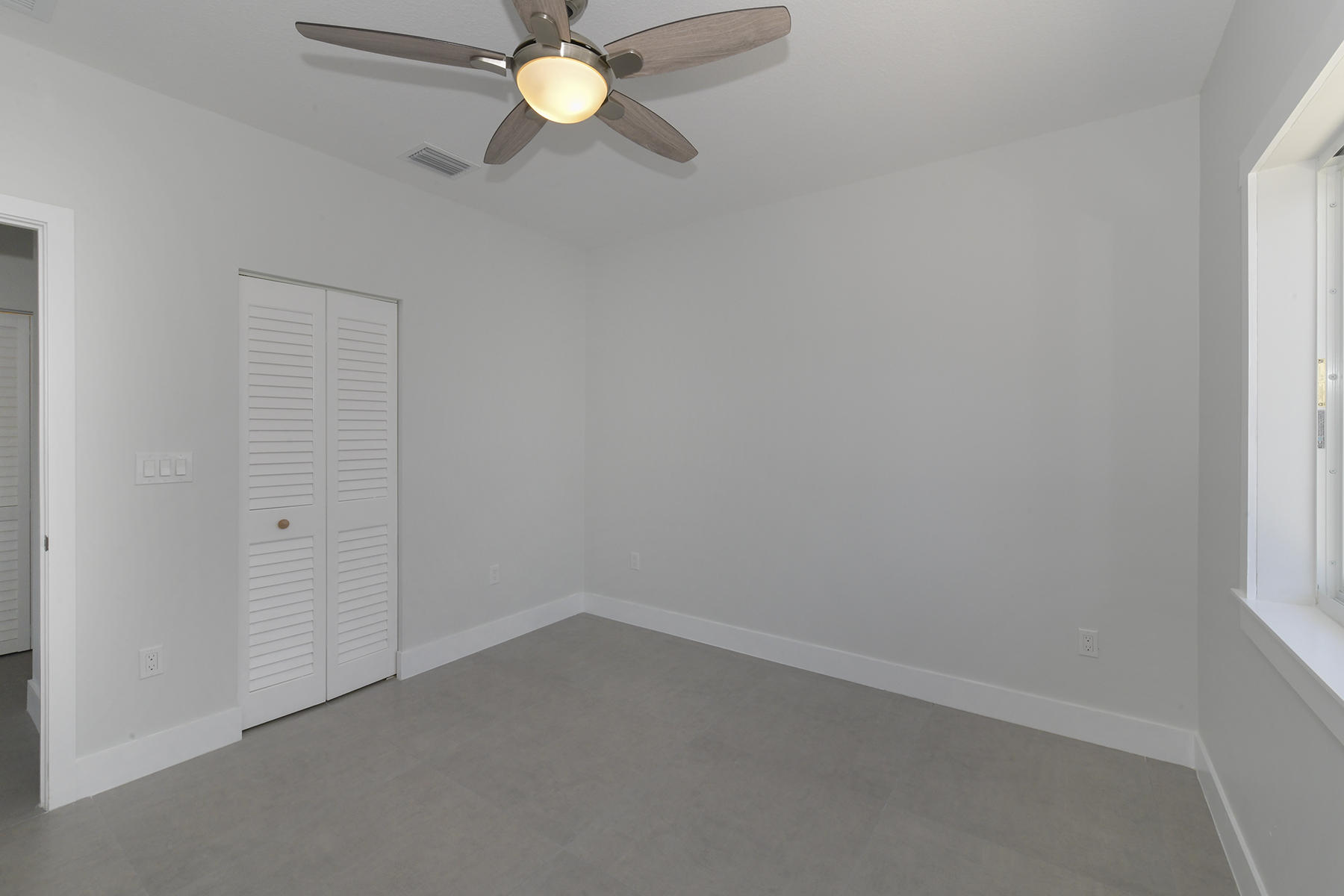 67 Snapper Avenue Key Largo, FL 33037 - Photo 14 of 26 Second Guest Bedroom