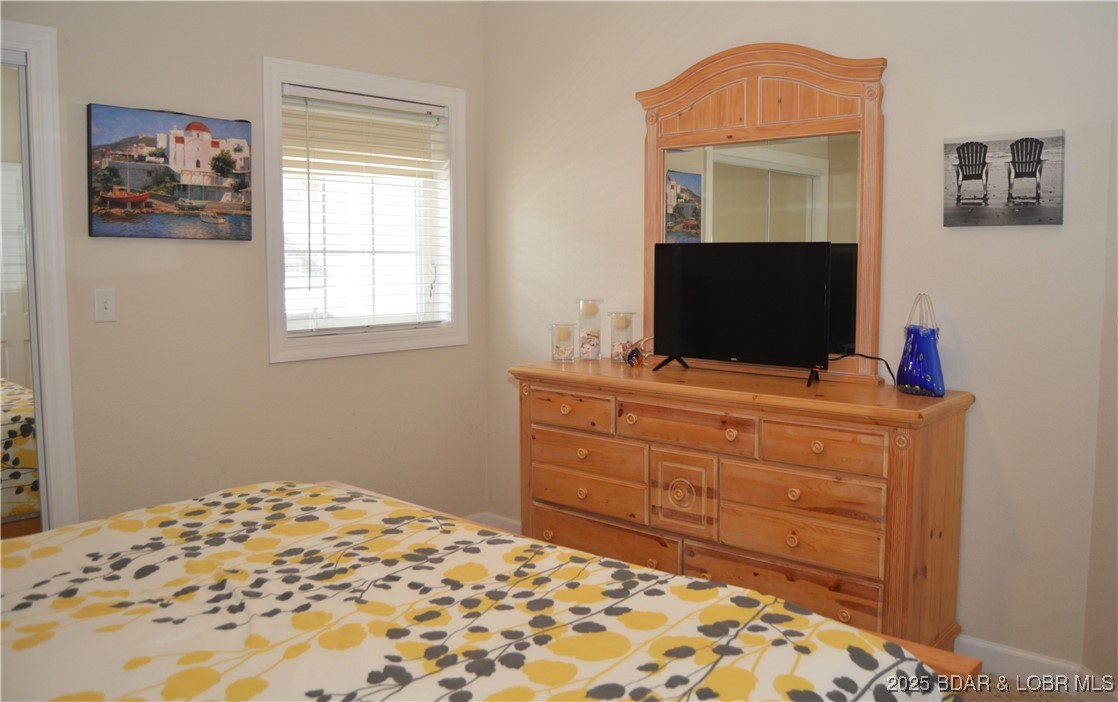 68 Lighthouse Road, Unit 133 Lake Ozark, MO 65049 - Photo 23 of 38 Guest room