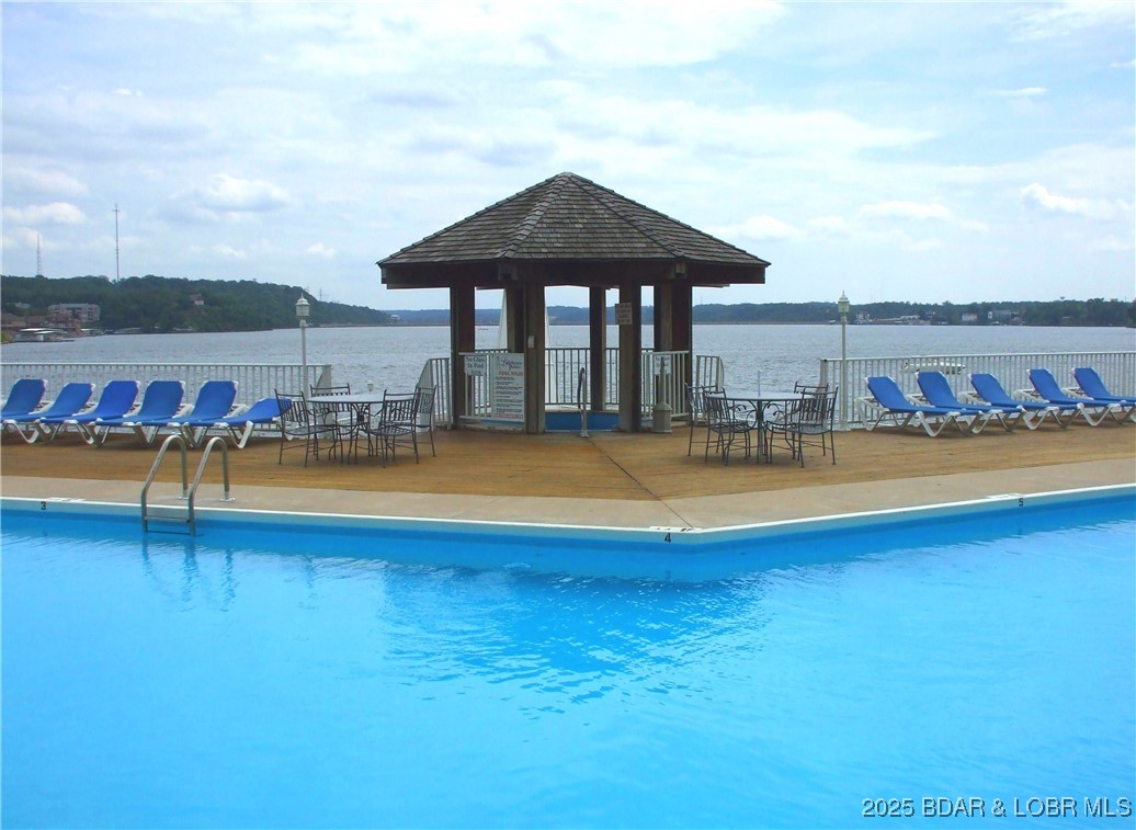 68 Lighthouse Road, Unit 133 Lake Ozark, MO 65049 - Photo 35 of 38 Large heated pool and hot tub