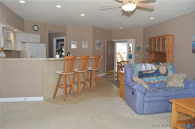 $399,900 | 68 Lighthouse Road, Unit 133, Lake Ozark, MO 65049