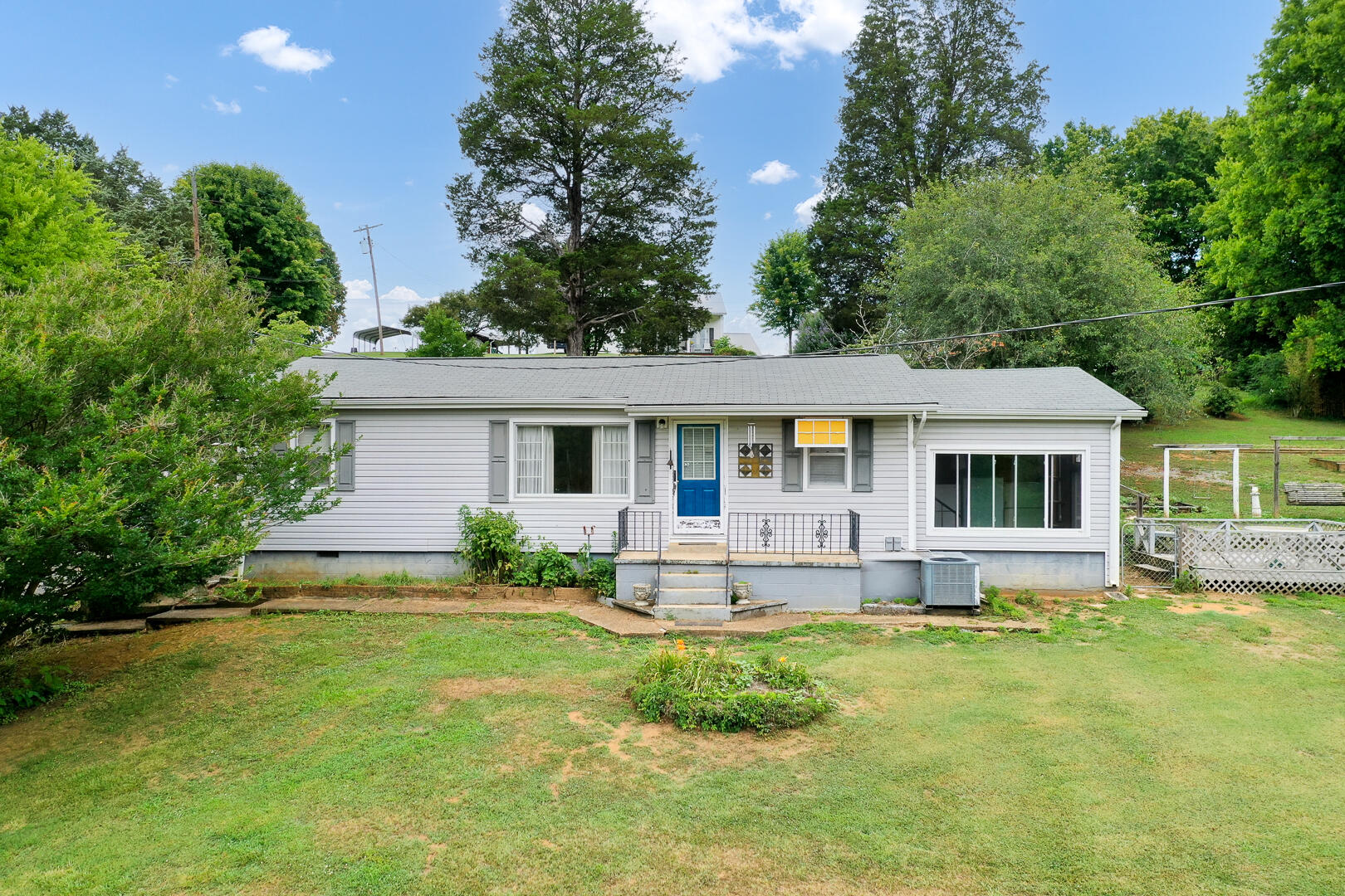 6024 Rudder Road Knoxville, TN 37920 - Photo 1 of 17 6024 Rudder Road