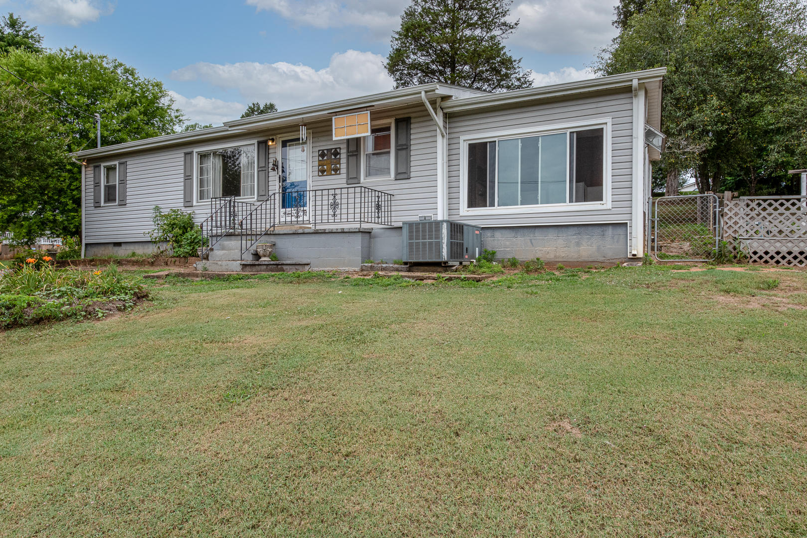 6024 Rudder Road Knoxville, TN 37920 - Photo 2 of 17 Front Pic