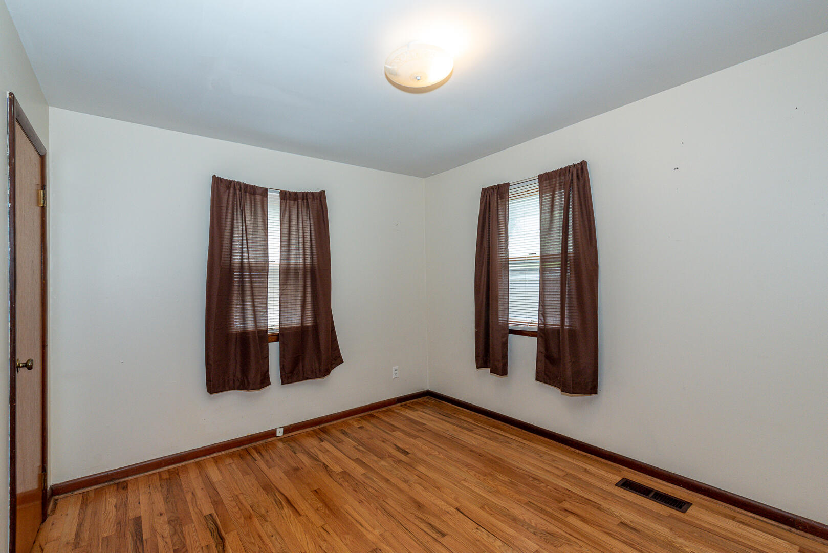 6024 Rudder Road Knoxville, TN 37920 - Photo 10 of 17 Bedroom 2