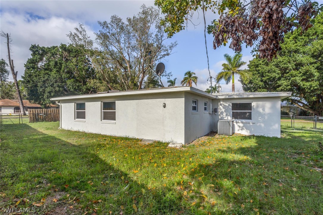 135 Riverview Road Fort Myers, FL 33905 - Photo 19 of 20 Gallery Image 19