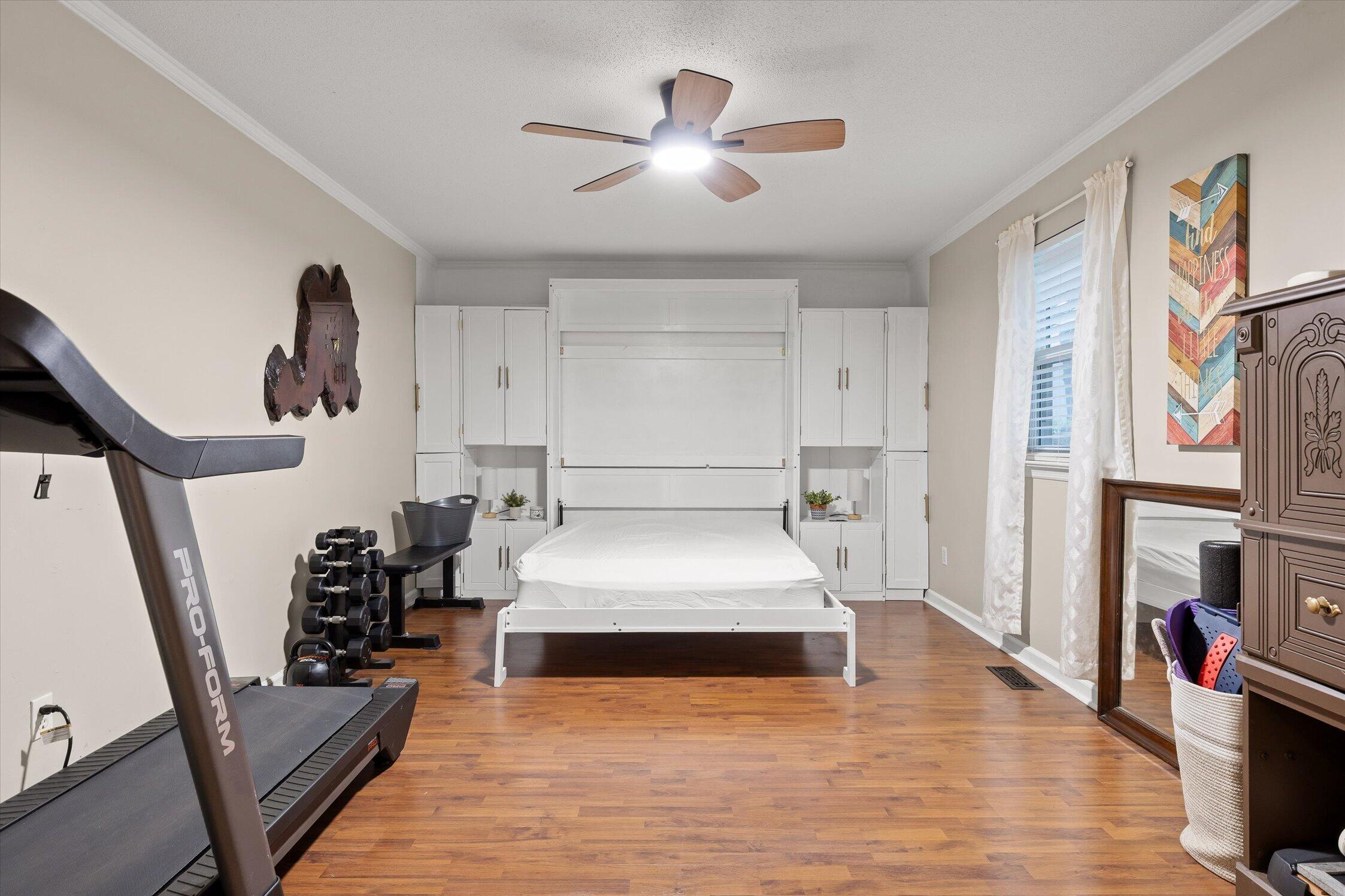 5622 Cold Springs Road Hixson, TN 37343 - Photo 28 of 47 Murphy Bed