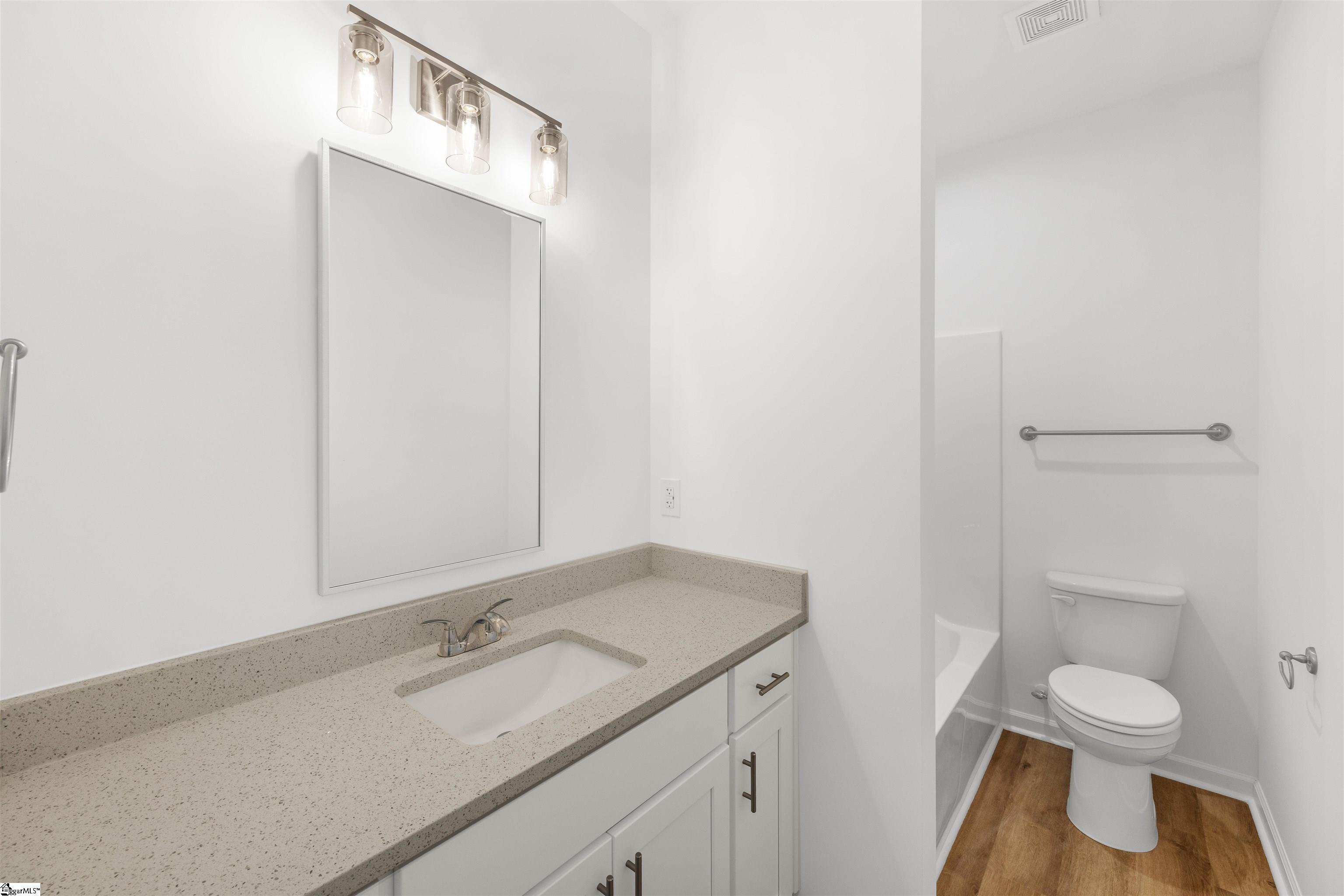13 B Jamison Street Greenville, SC 29611 - Photo 15 of 38