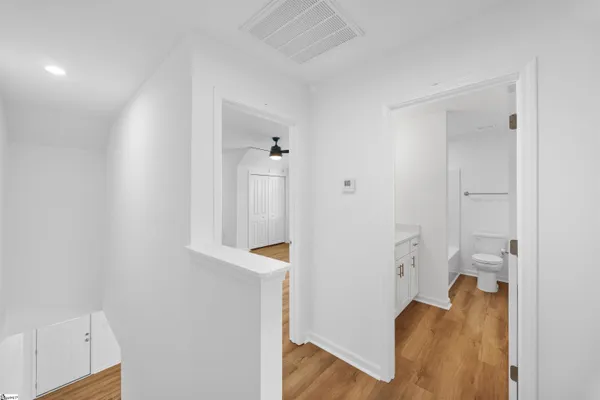 $2,100 | 13 B Jamison Street, Greenville, SC 29611