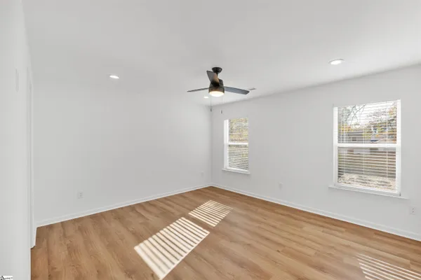 $2,100 | 13 B Jamison Street, Greenville, SC 29611