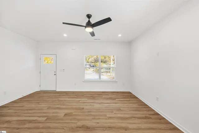 $1,800 | 13 B Jamison Street, Greenville, SC 29611