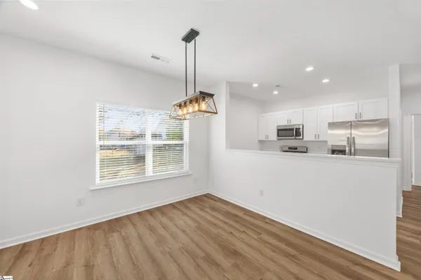 $2,100 | 13 B Jamison Street, Greenville, SC 29611