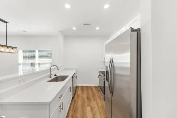 $2,100 | 13 B Jamison Street, Greenville, SC 29611