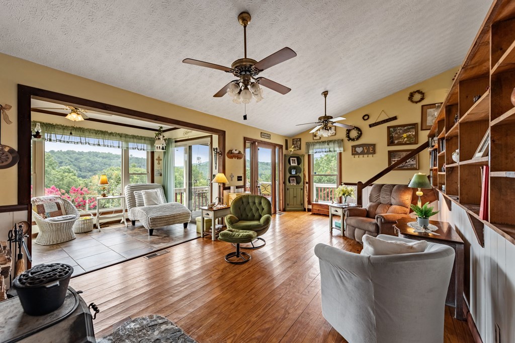 90 Fox Run Blue Ridge, GA 30513 - Photo 27 of 93 Gallery Image 27