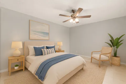 $265,000 | 76 Lake Arbor Drive, Palm Springs, FL 33461