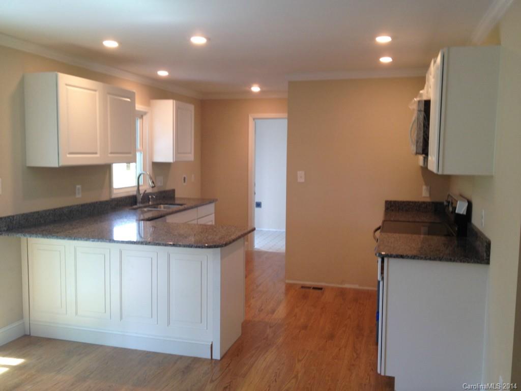 1391 Hess Road Concord, NC 28025 - Photo 8 of 24 Gallery Image 8