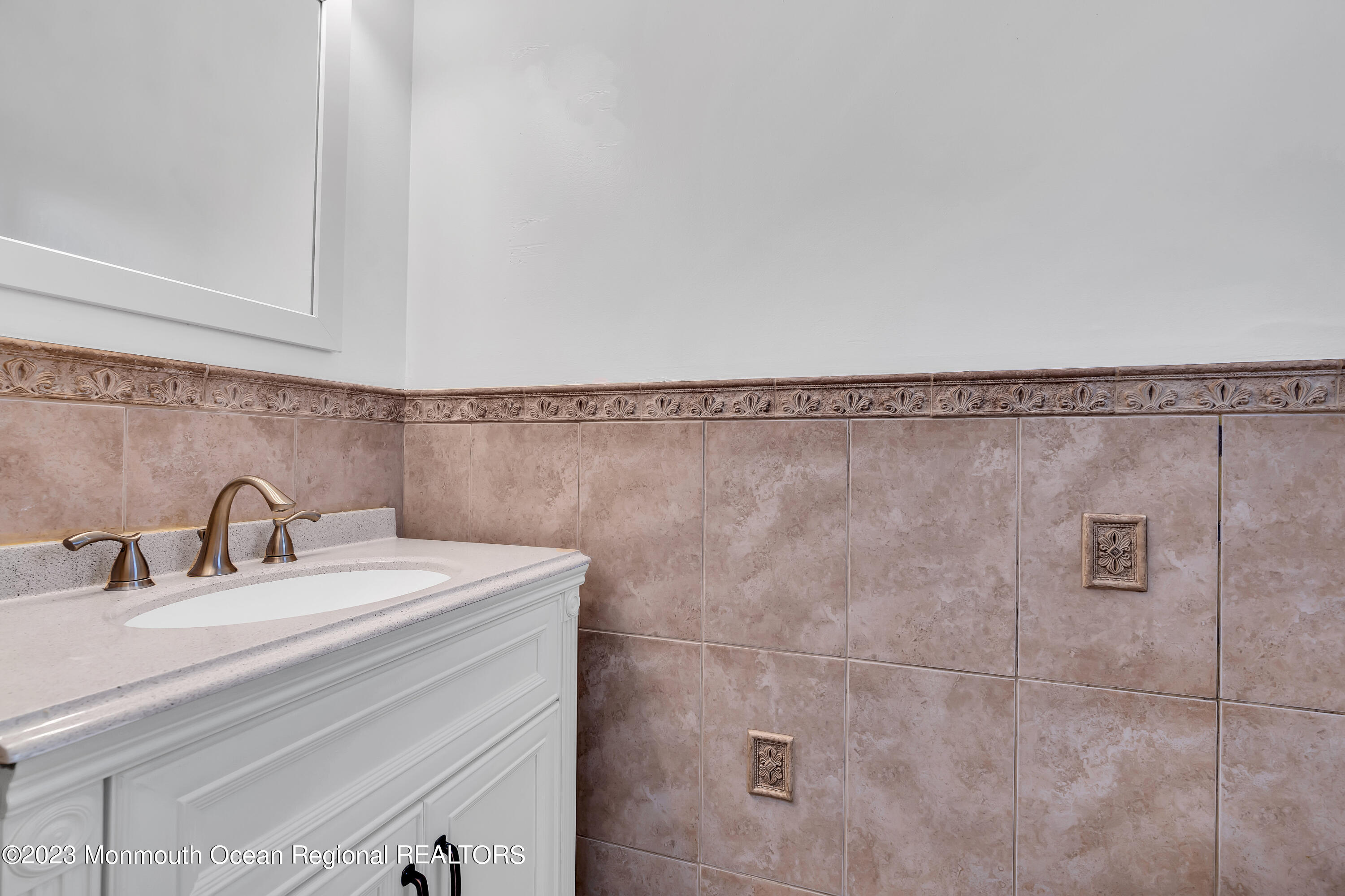 1110 Sawmill Road, Unit 103 Brick, NJ 08724 - Photo 7 of 13 a bathroom with a sink and shower