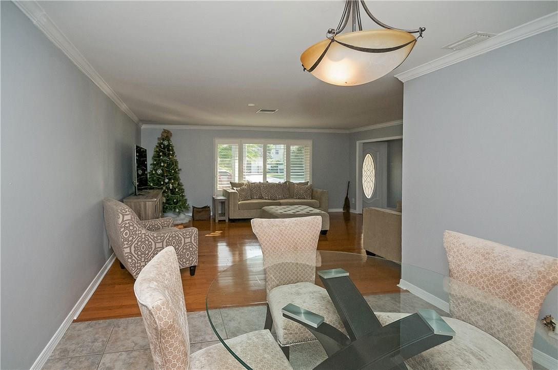 713 Berkley Street Boca Raton, FL 33487 - Photo 8 of 35 Photo 8