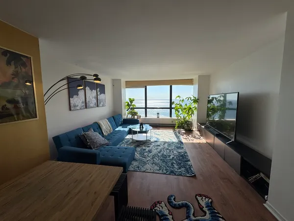 $249,900 | 5415 North Sheridan Road, Unit 2904, Chicago, IL 60640