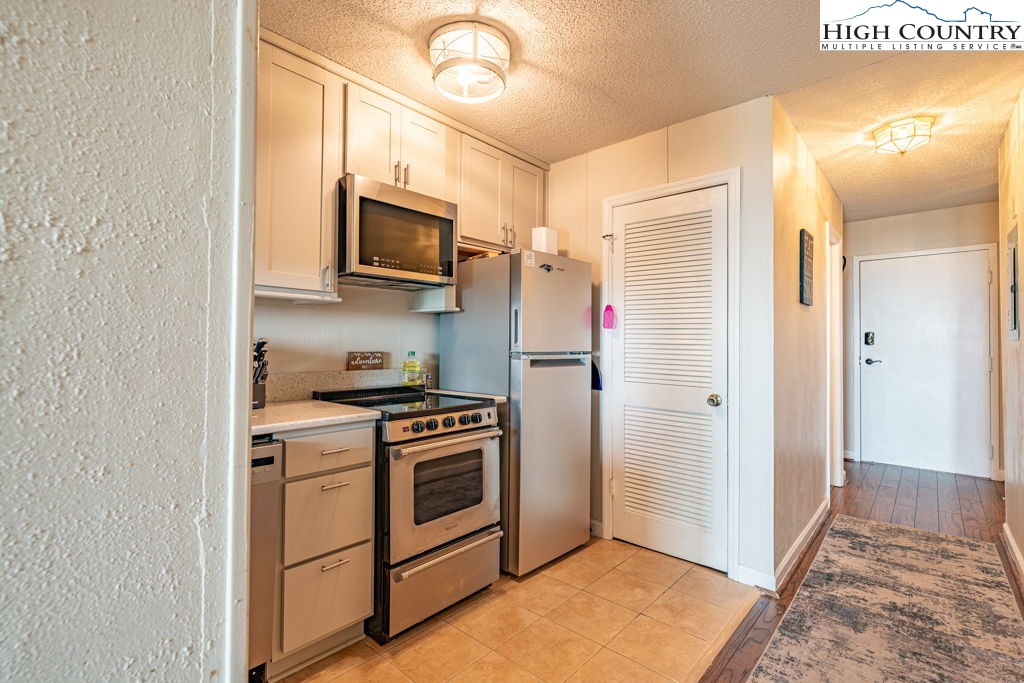 301 Pinnacle Inn Road, Unit 4214 Beech Mountain, NC 28604 - Photo 12 of 34