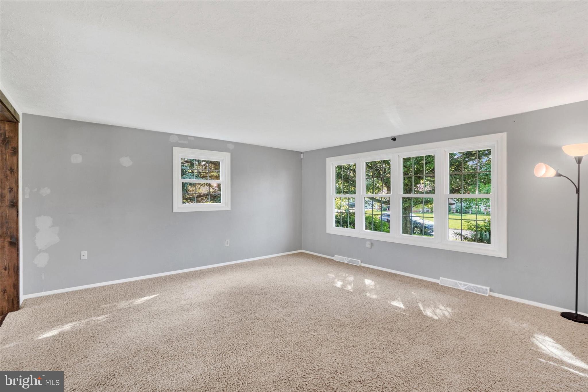 460 Highland Road Red Lion, PA 17356 - Photo 4 of 27 Gallery Image 4