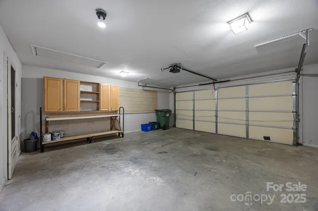 a view of a garage room