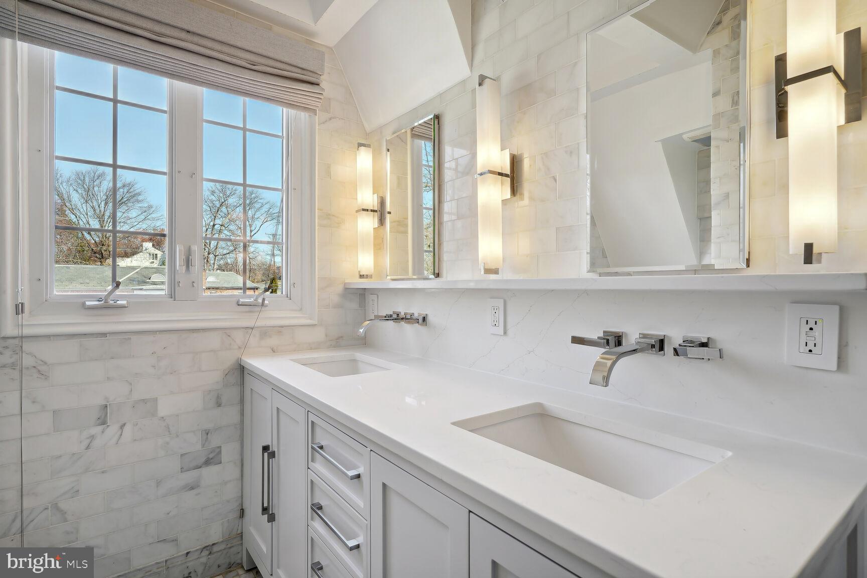 2706 Military Road Northwest Washington, DC 20015 - Photo 18 of 33 Gallery Image 18