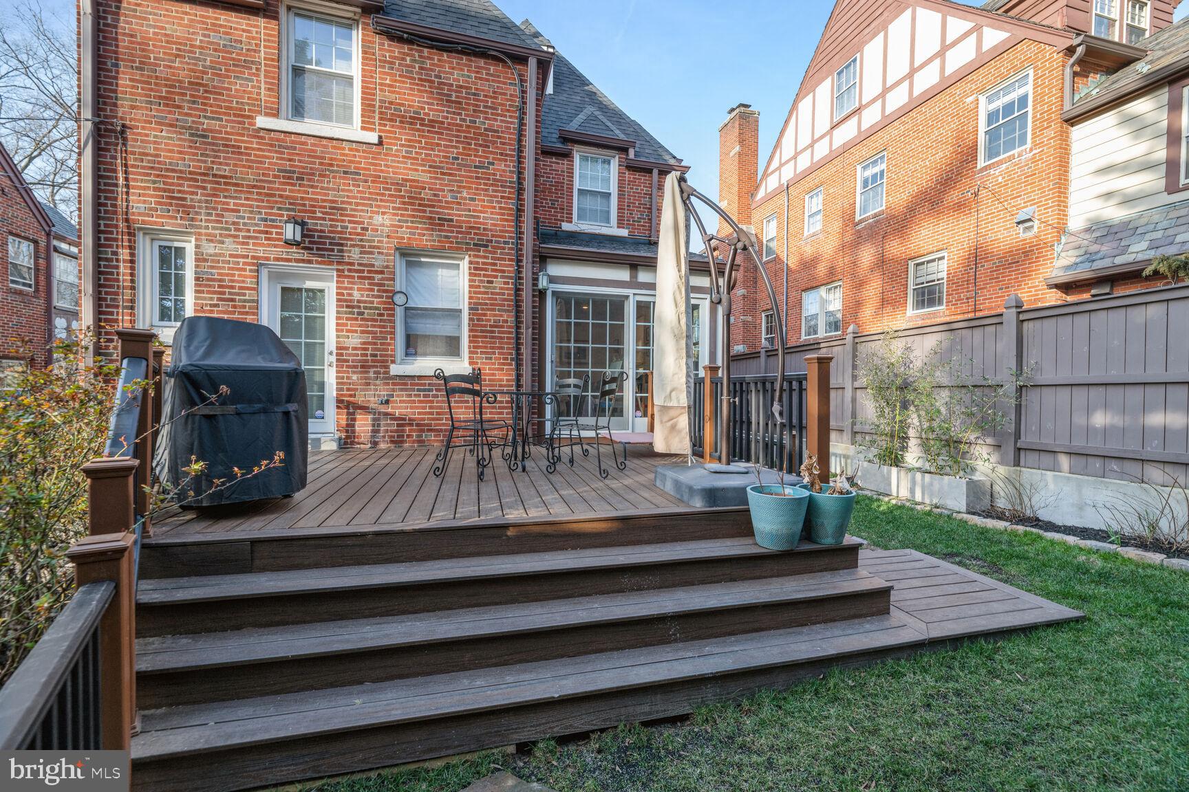 2706 Military Road Northwest Washington, DC 20015 - Photo 31 of 33 Rear Composite Deck