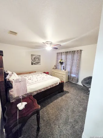 $1,800 | 6606 Highland Grass, Converse, TX 78109