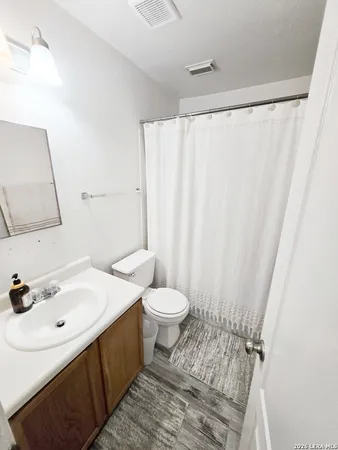 $1,800 | 6606 Highland Grass, Converse, TX 78109