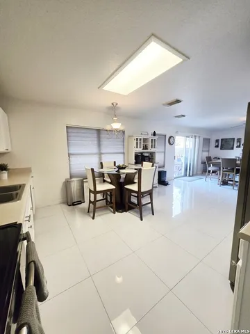 $2,100 | 6606 Highland Grass, Converse, TX 78109