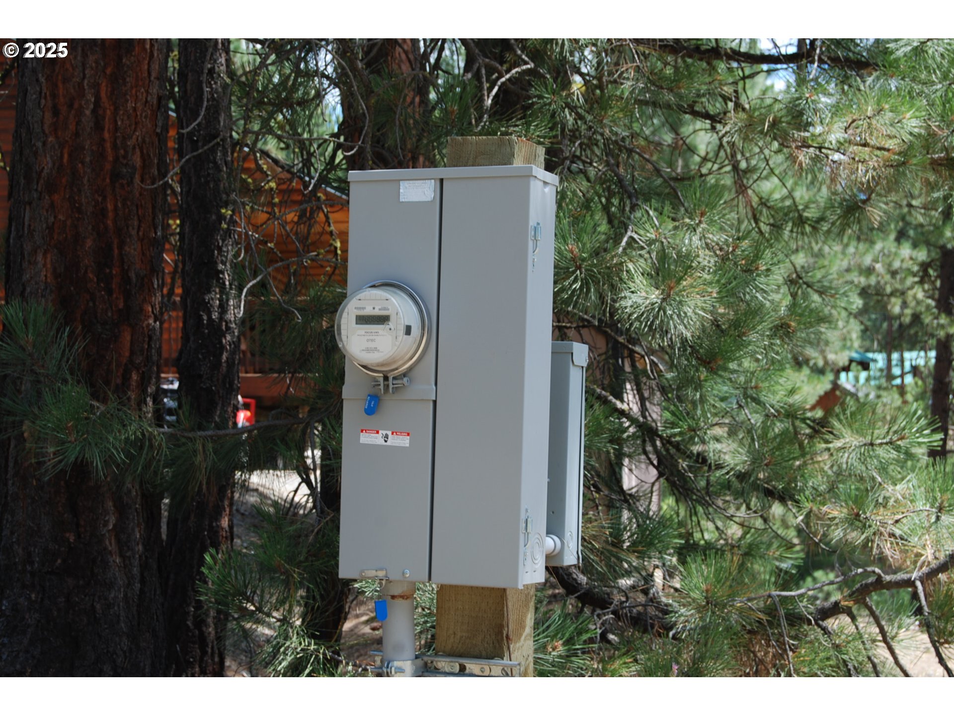 554 North Bonanza Street Sumpter, OR 97877 - Photo 2 of 8