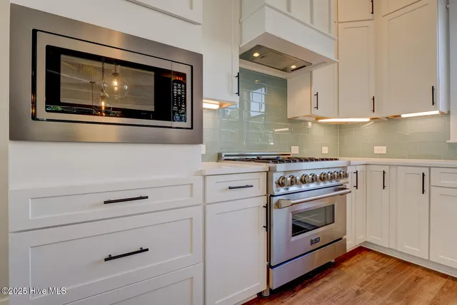 $699,900 | 603 Martin House Loop, Holly Ridge, NC 28445