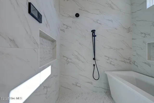 $699,900 | 603 Martin House Loop, Holly Ridge, NC 28445