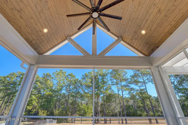 $699,900 | 603 Martin House Loop, Holly Ridge, NC 28445