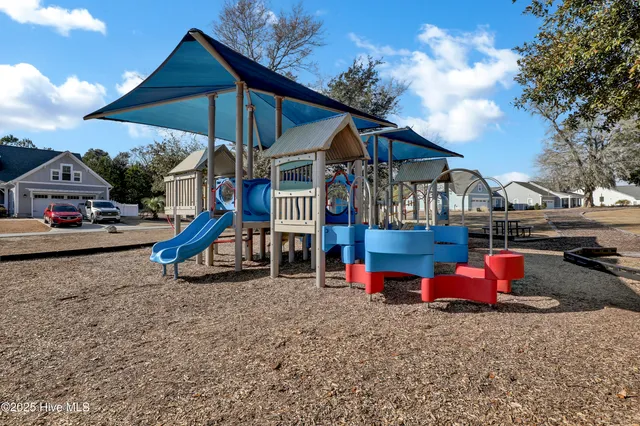 $699,900 | 603 Martin House Loop, Holly Ridge, NC 28445