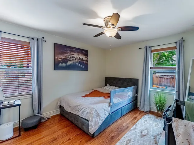 $239,900 | 1038 Superior Street, Unit 1W, Oak Park, IL 60302