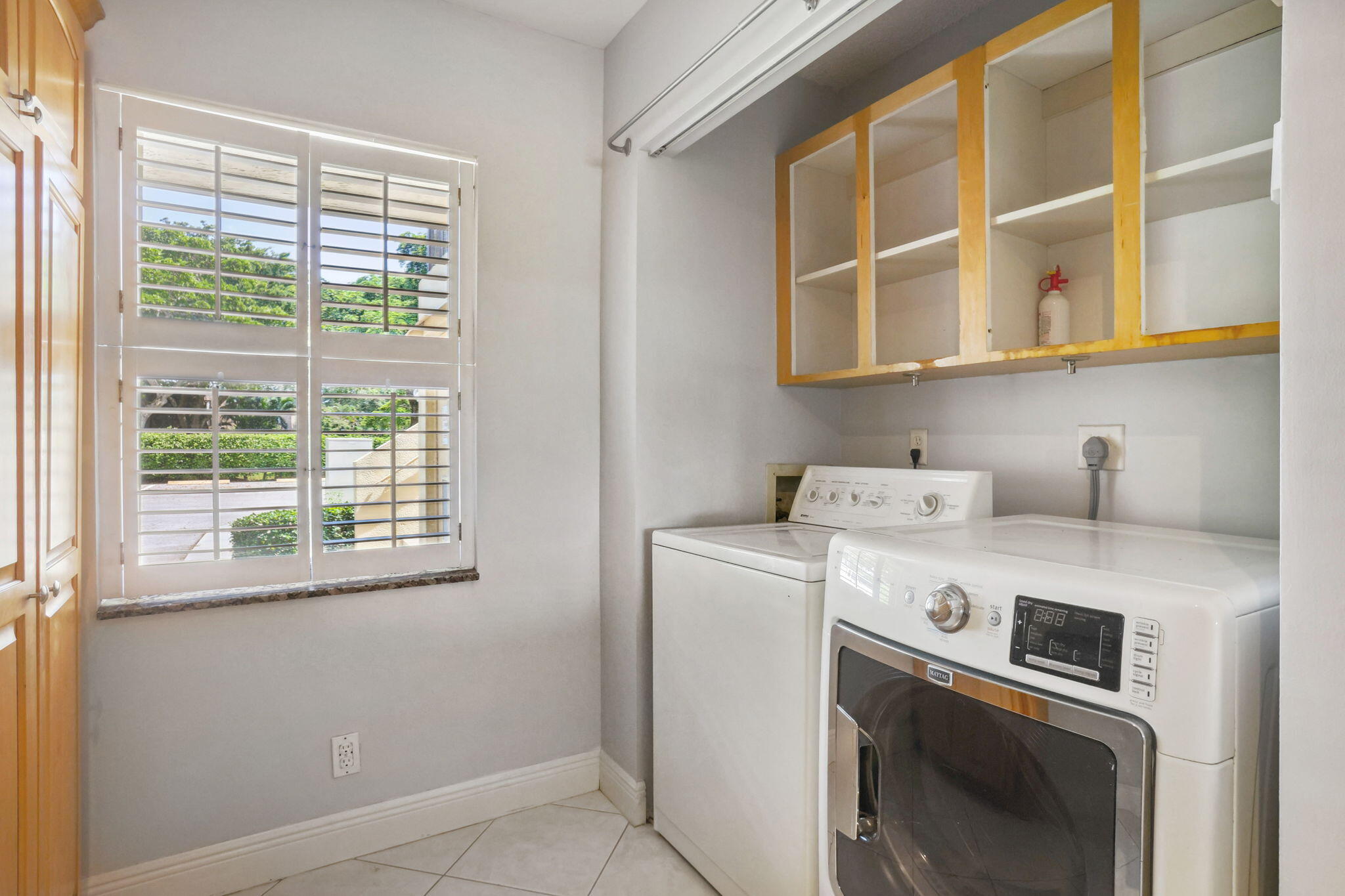 2900 Southwest 22nd Circle, Unit 221F Delray Beach, FL 33445 - Photo 5 of 25 Laundry