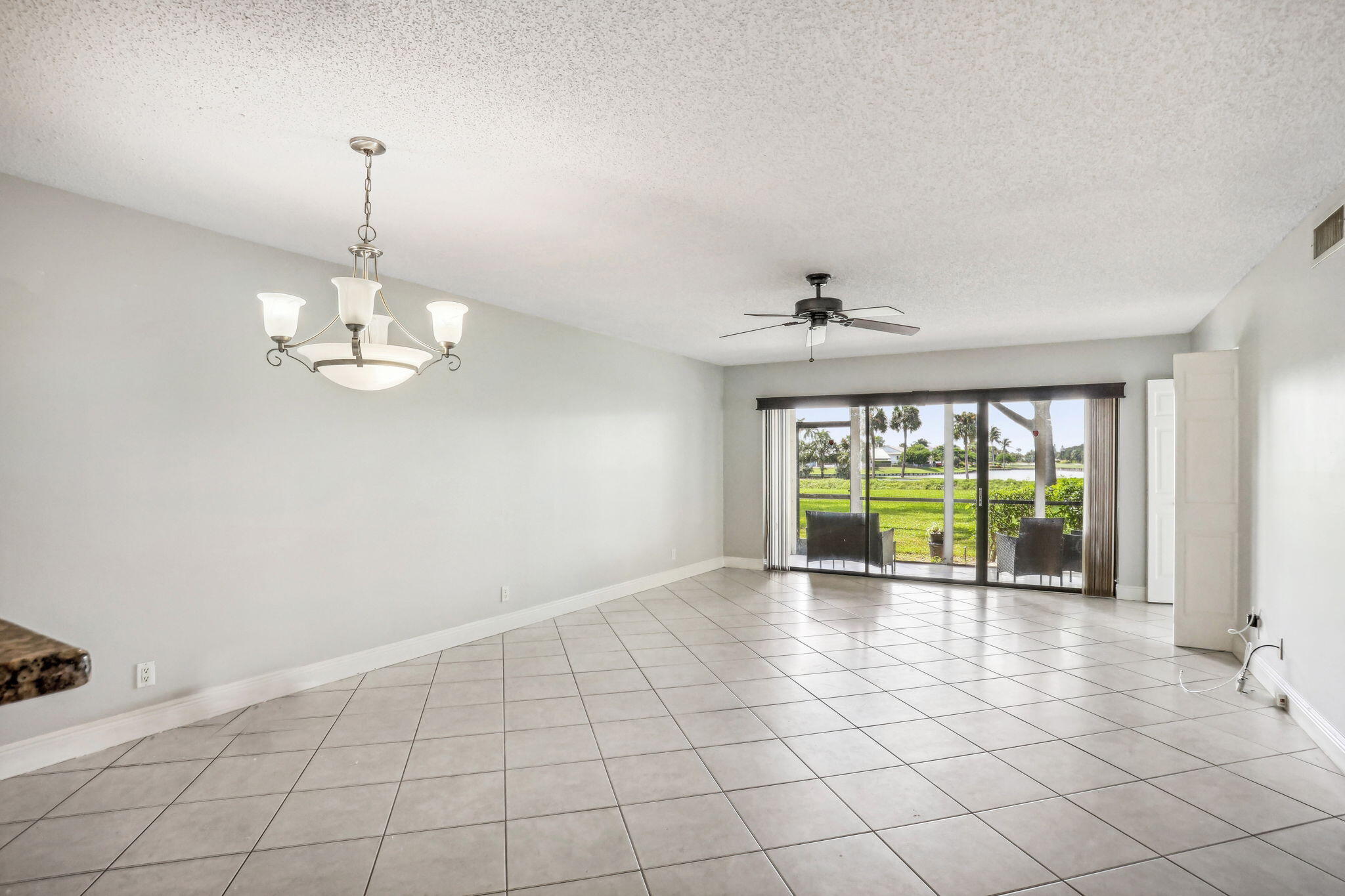 2900 Southwest 22nd Circle, Unit 221F Delray Beach, FL 33445 - Photo 7 of 25 Living Room
