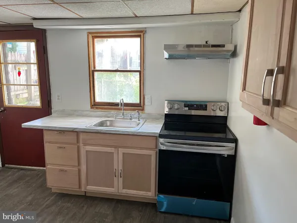 $1,200 | 210 Harrison Street, Pottsville, PA 17901