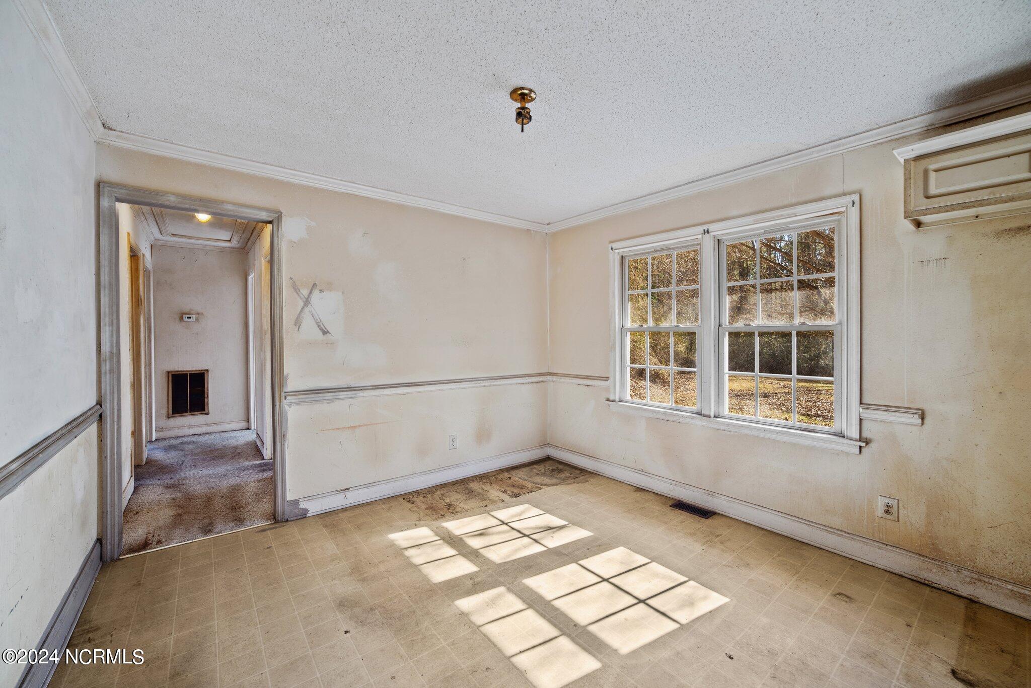 1561 Patterson Road Kinston, NC 28504 - Photo 18 of 38 18-web-or-mls-DSC_3660