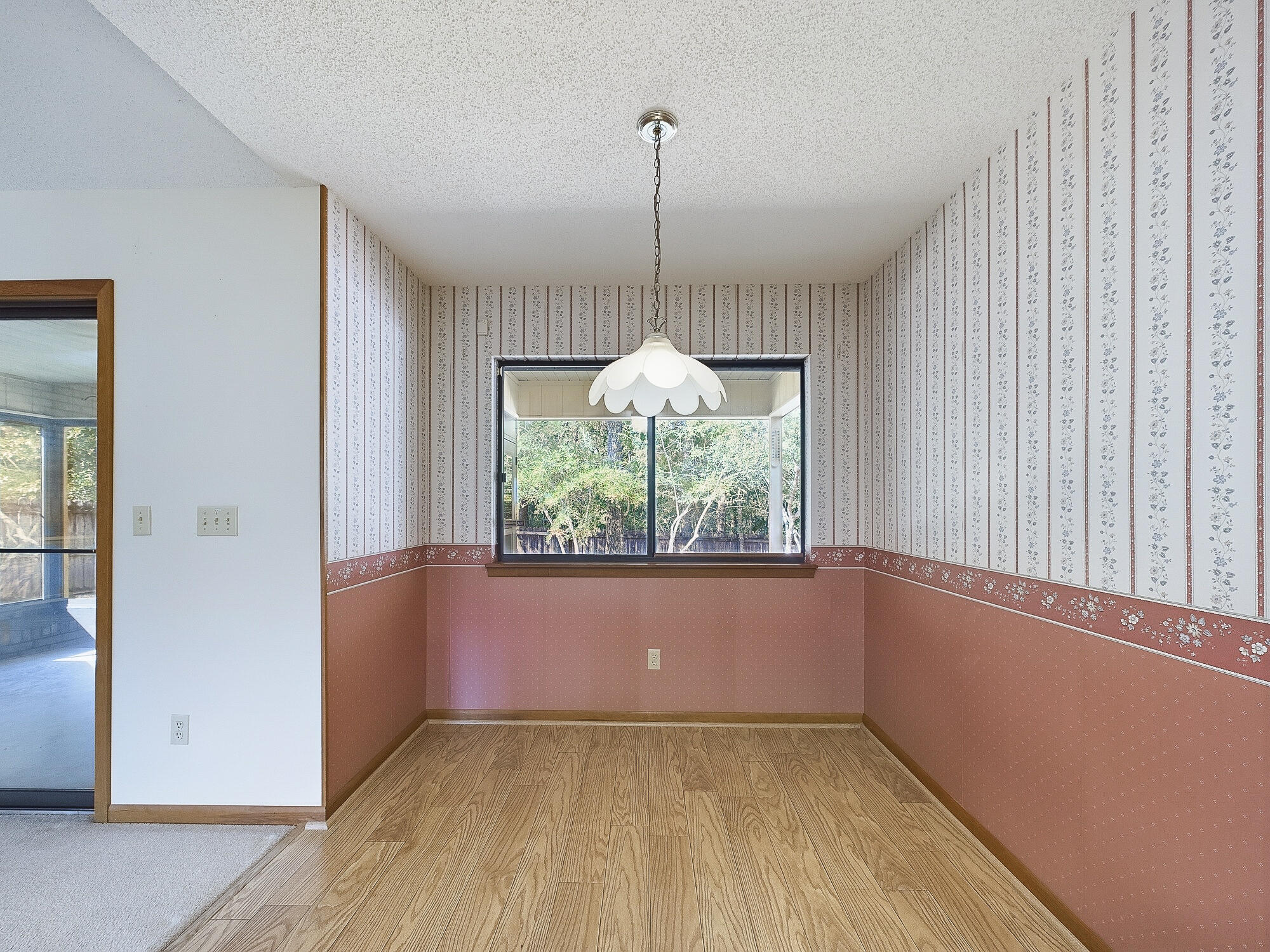 447 Springwood Way Niceville, FL 32578 - Photo 19 of 35 Dining Area