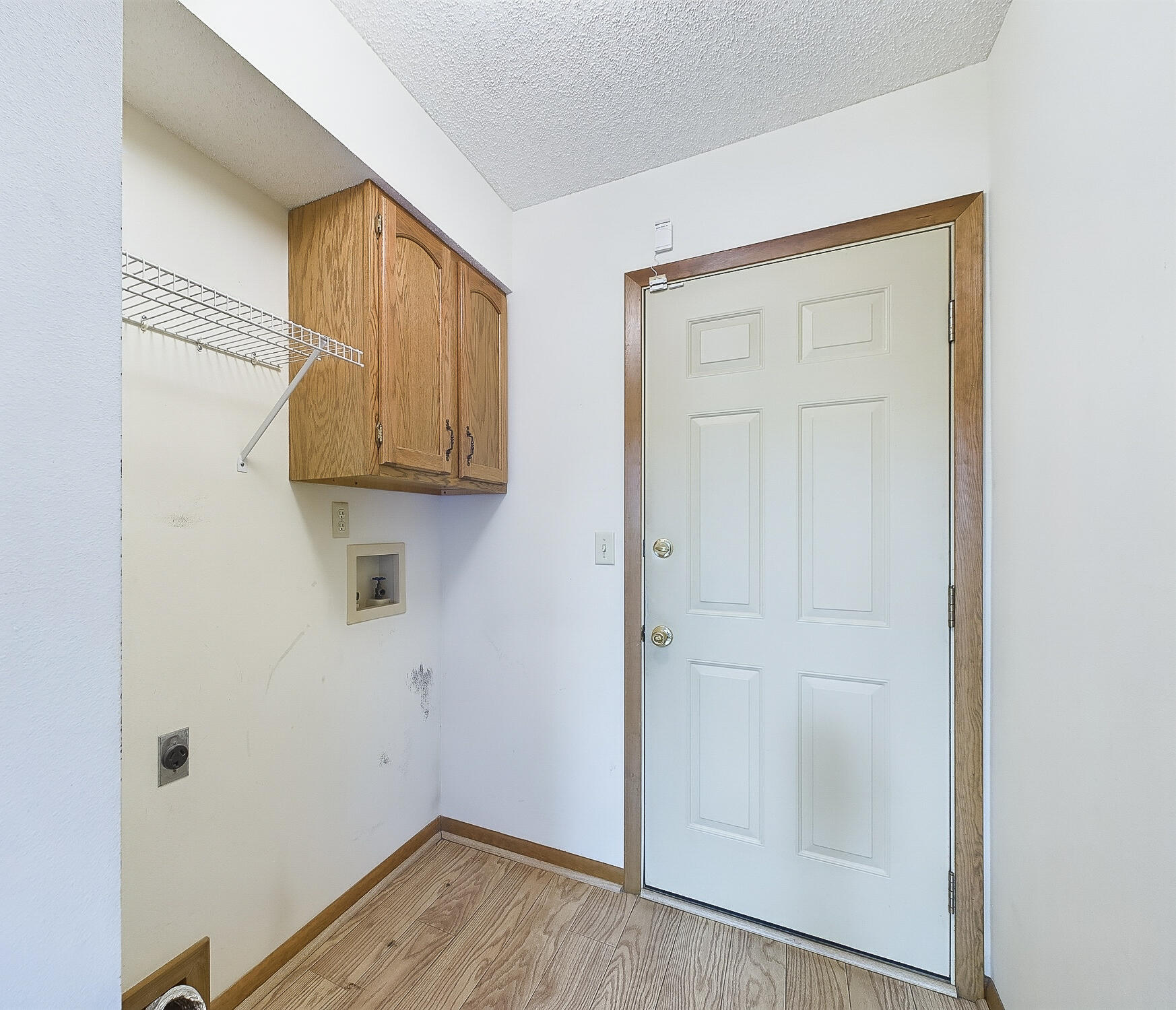 447 Springwood Way Niceville, FL 32578 - Photo 28 of 35 Laundry Room