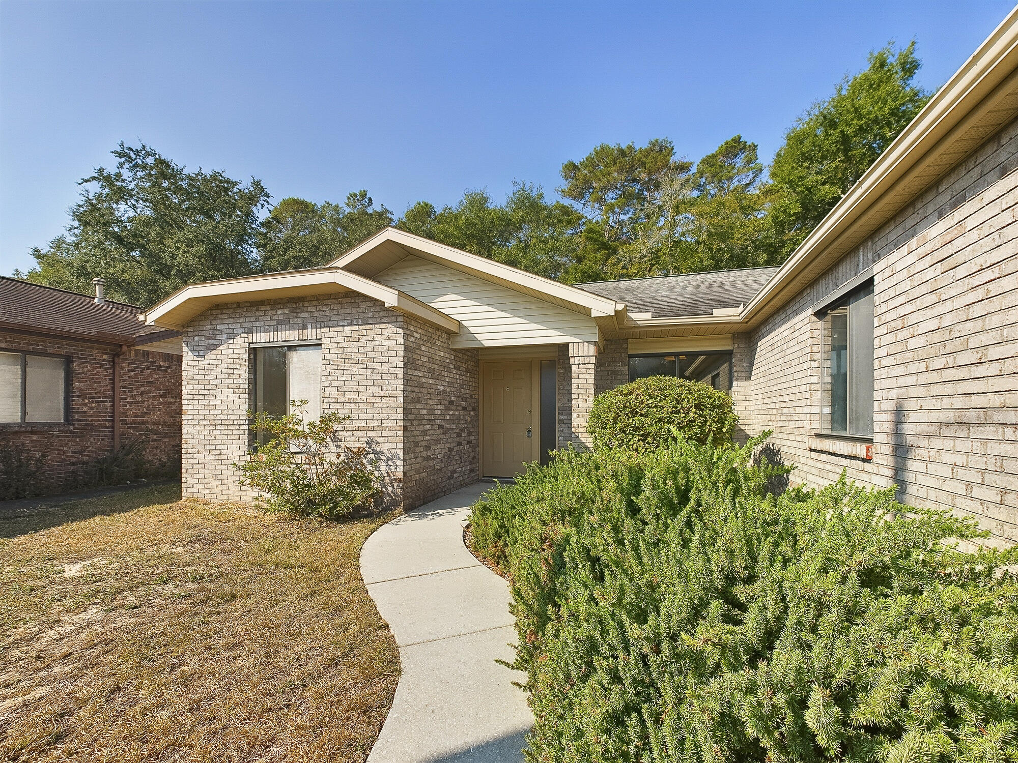 447 Springwood Way Niceville, FL 32578 - Photo 3 of 35 Entry