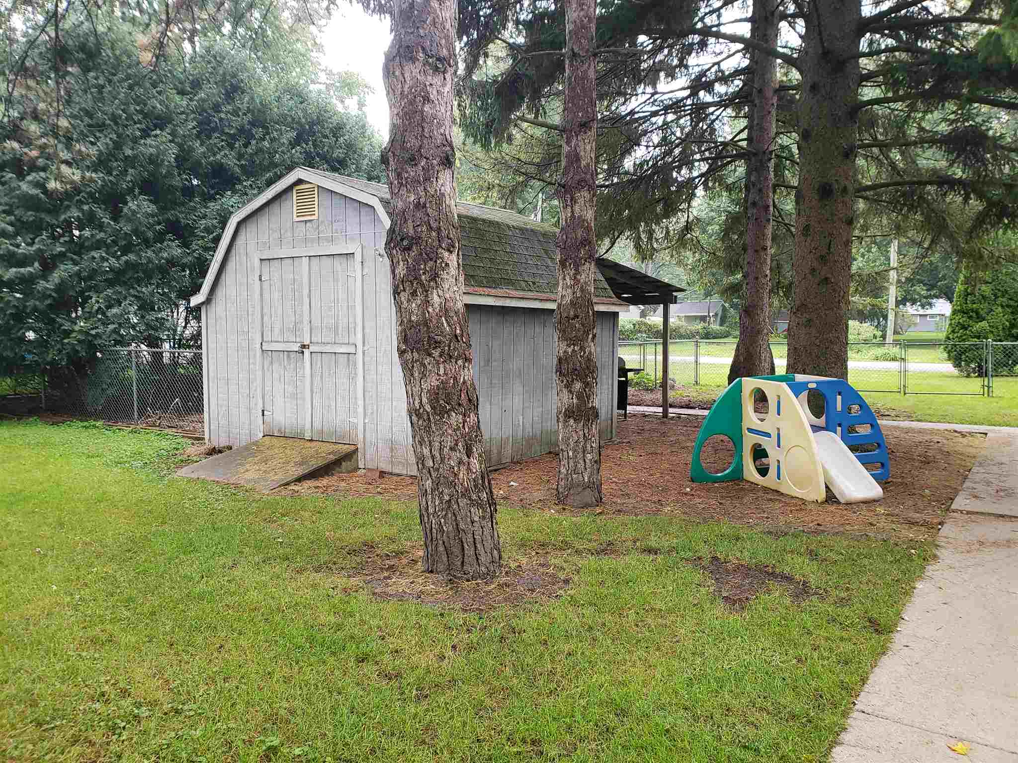5240 Winchester Road Fort Wayne, IN 46819 - Photo 17 of 25 Gallery Image 17