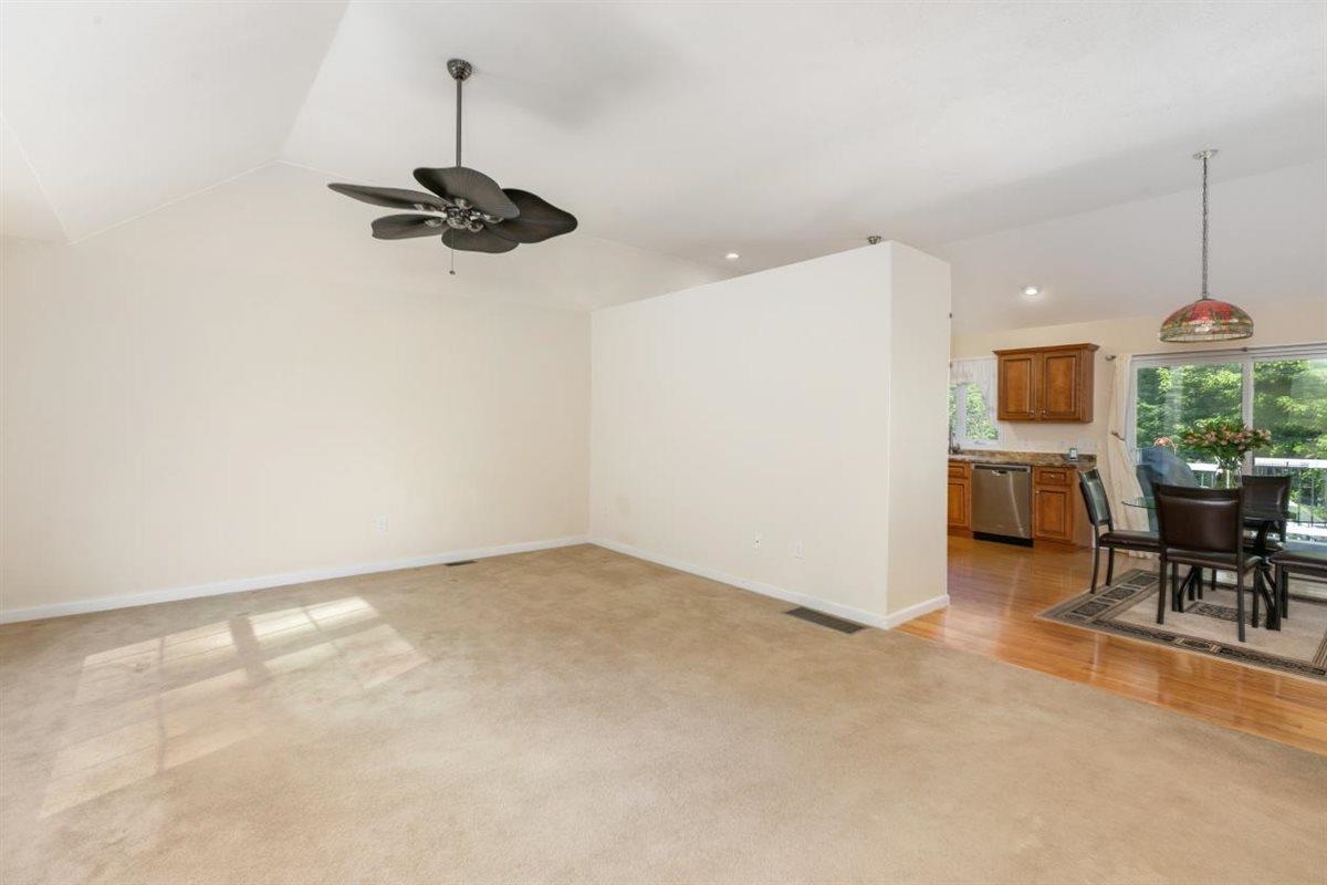 45 Phillips Road Sandown, NH 03873 - Photo 19 of 41 Gallery Image 19
