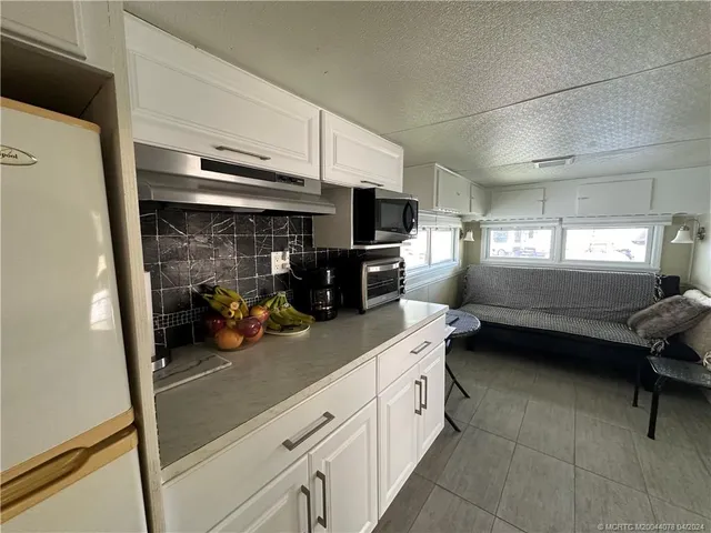 $162,000 | 10725 South Ocean Drive, Unit 68, Jensen Beach, FL 34957