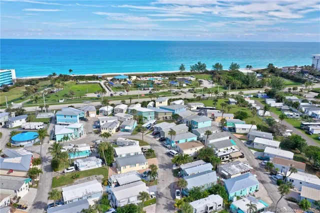 $162,000 | 10725 South Ocean Drive, Unit 68, Jensen Beach, FL 34957