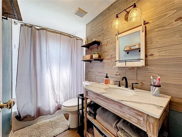 $420,000 | 1820 Lost Lake Court, St. Cloud, FL 34771