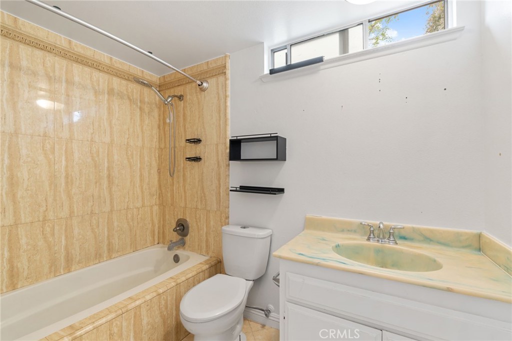 1636 Devore Road San Bernardino, CA 92407 - Photo 27 of 47