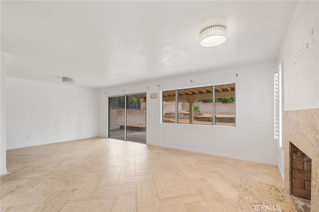 1636 Devore Road San Bernardino, CA 92407 - Photo 8 of 47